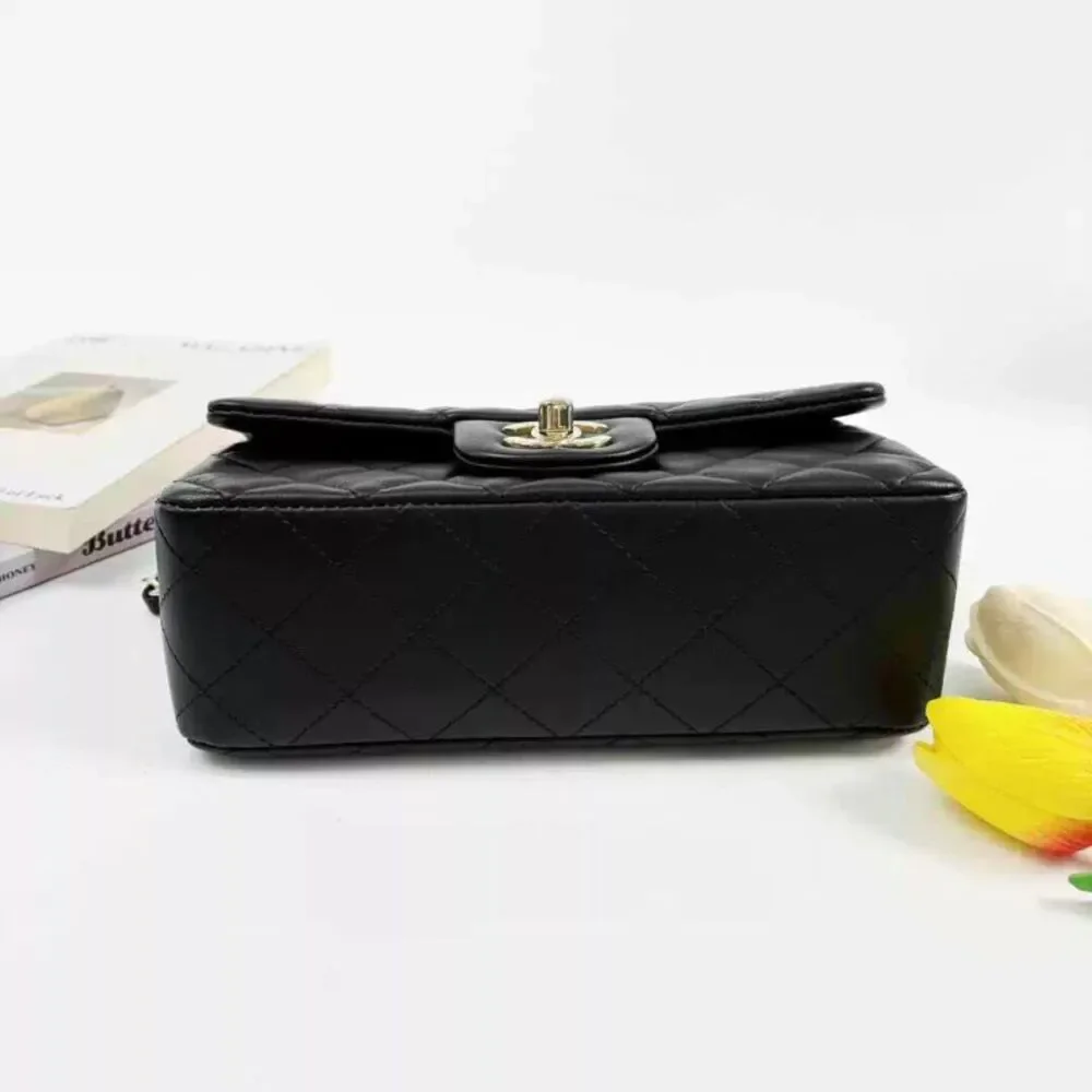 Chanel Women Pre-Loved Bag Very Good Condition